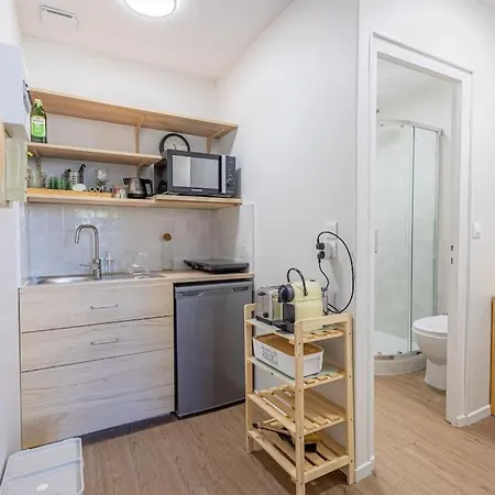 Cosy Avec Balcon Au Centre De Bordeaux Lägenhet Le Bouscat