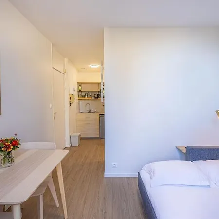 Lägenhet Cosy Avec Balcon Au Centre De Bordeaux