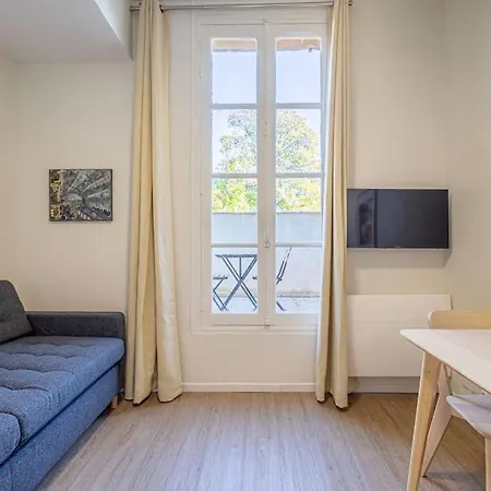 Cosy Avec Balcon Au Centre De Bordeaux Le Bouscat