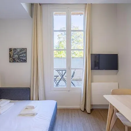 Cosy Avec Balcon Au Centre De Bordeaux Lägenhet