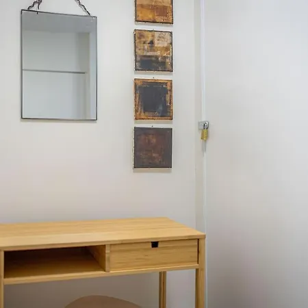 Cosy Avec Balcon Au Centre De Bordeaux Lägenhet *