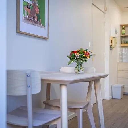 Cosy Avec Balcon Au Centre De Bordeaux Lägenhet Le Bouscat