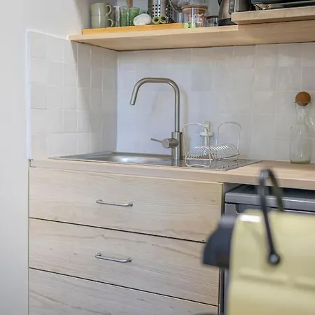 Cosy Avec Balcon Au Centre De Bordeaux Le Bouscat