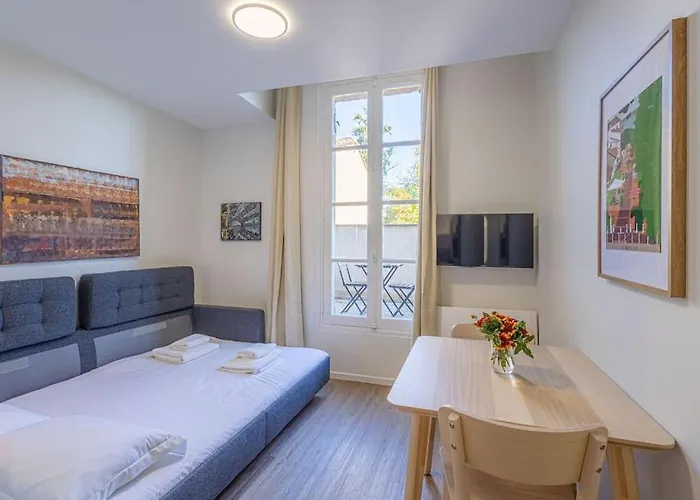 Cosy Avec Balcon Au Centre De Bordeaux 아파트 *